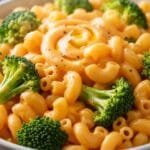 cheesy-broccoli-mac-closeup.jpg